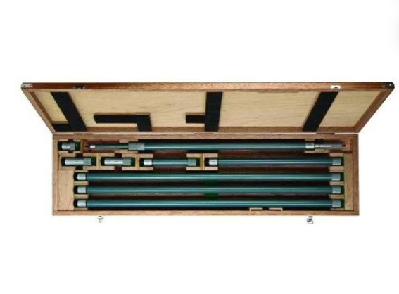 Mitutoyo 140-160 Series 140 2-Point Tubular Inside Micrometer with Extension Pipes, 1,000 to 5,000 mm